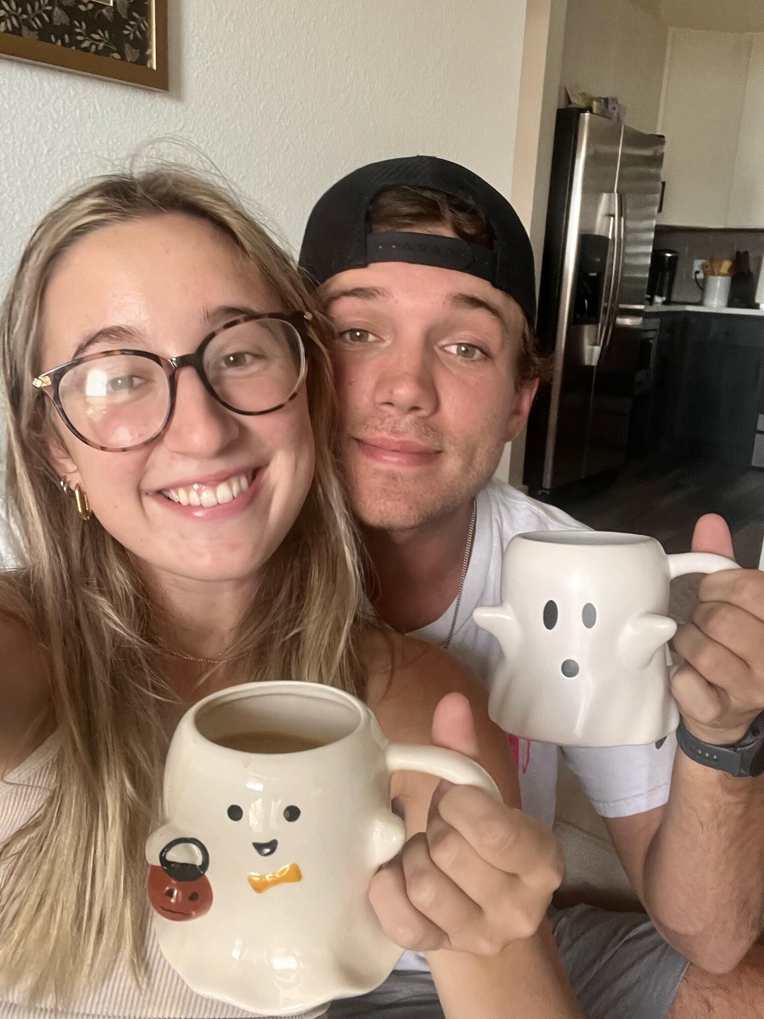 Halloween Mugs... very festive.