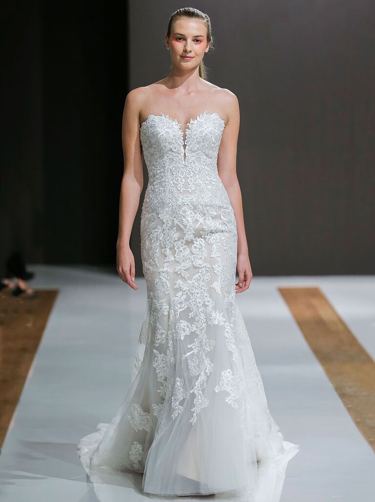 Mark Zunino Fall 2018 Collection: Bridal Fashion Week Photos