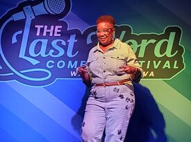 Comedian Donna Lewis - Stand Up Comedian - Hampton, VA - Hero Gallery 3