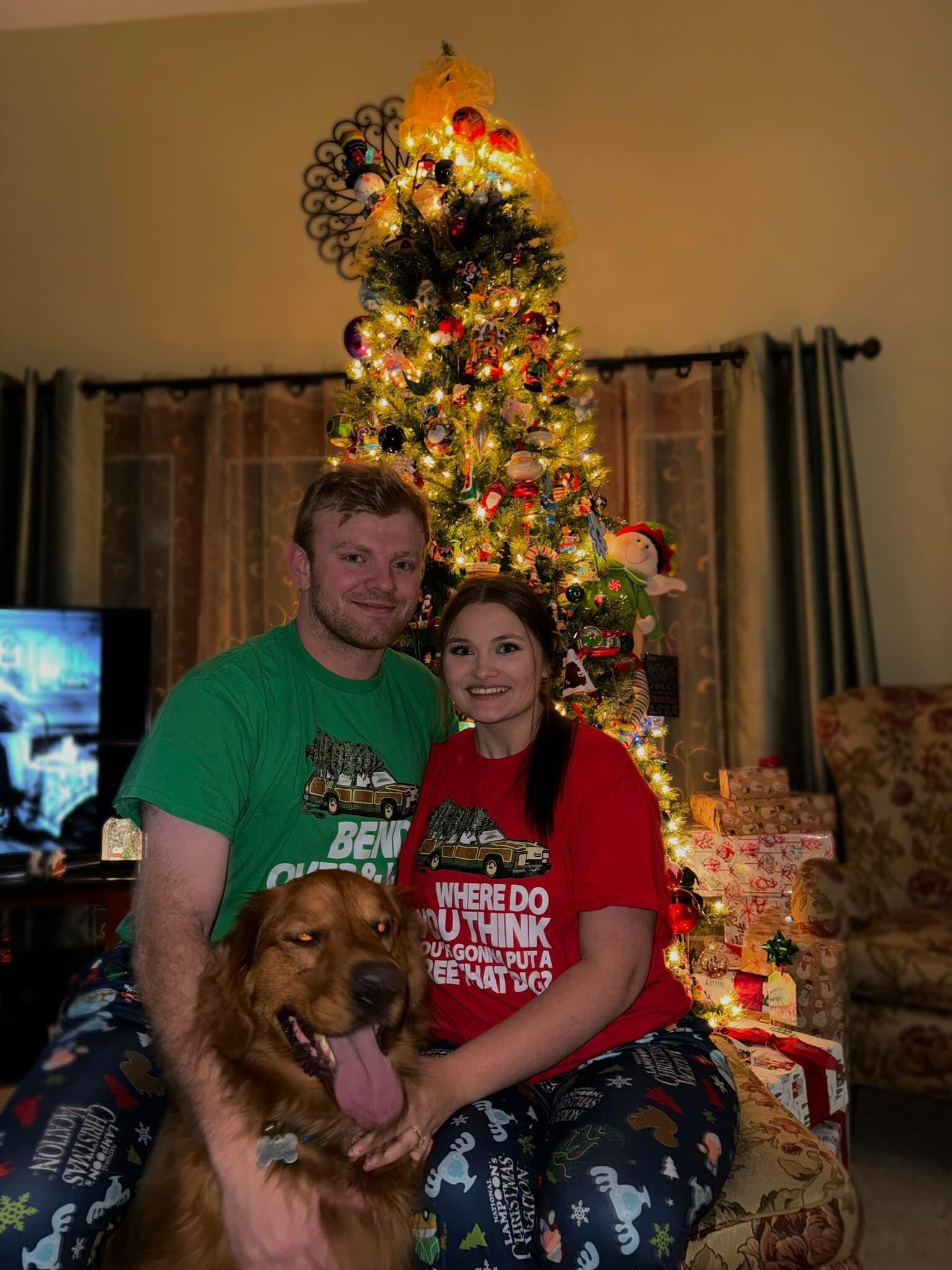 Christmas Eve 2023

Engaged!