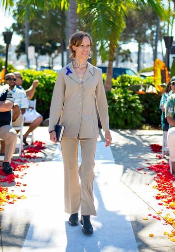 Wedding Officiant Palm Springs dot Com - Wedding Officiant - Palm Springs, CA - Hero Main