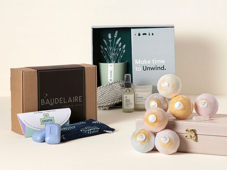 Spa subscription gift set for wife
