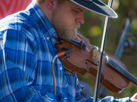 Dry Canyon Stampede - Country Band - Bend, OR - Hero Gallery 4