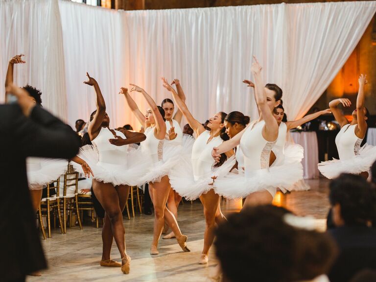 Ballerinas performing during wedding