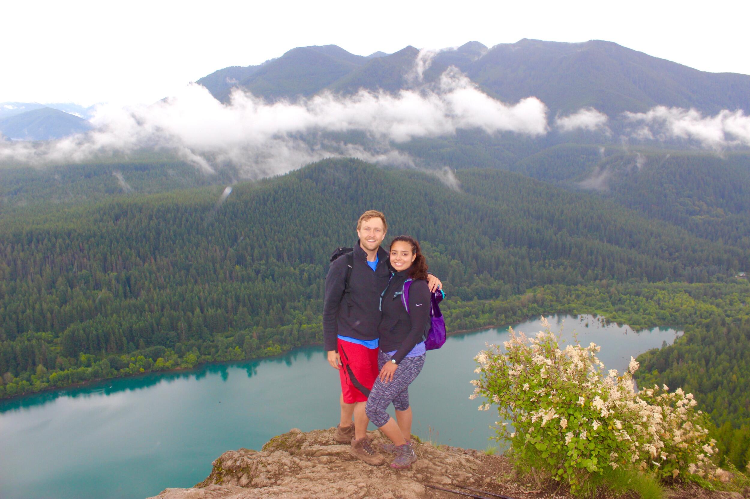 Hike overlooking rattlesnake lake in washington