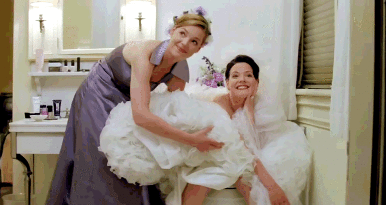 Here's The Best Way To Pee In Your Wedding Dress Without Ruining Everything