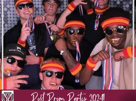 Capture Photo Booth - Photo Booth - West Des Moines, IA - Hero Gallery 2