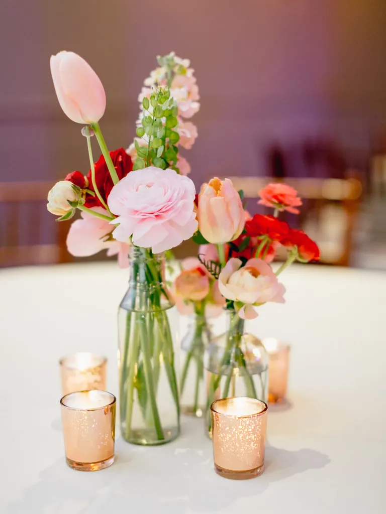 Minimal Spring Flower Wedding Centerpiece