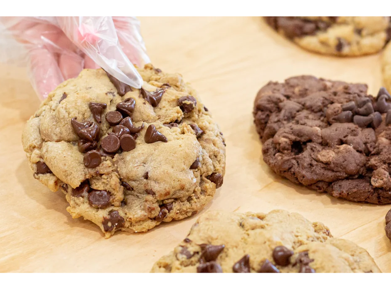 Delicious cookie set for your boyfriend