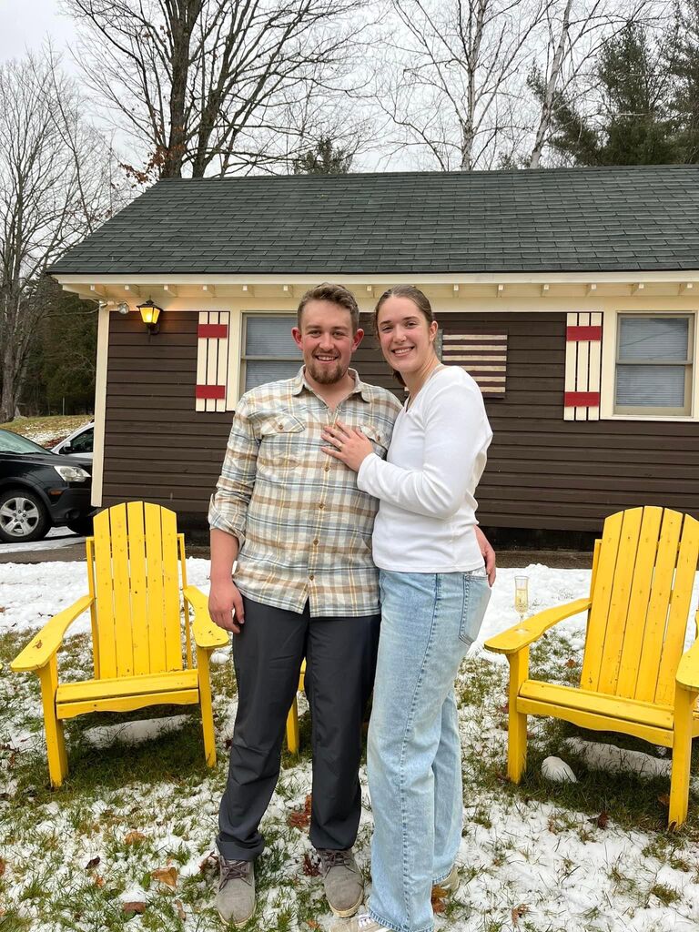 BEST DAY EVER... WE'RE ENGAGED!!