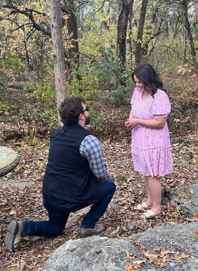 Matt and Hannah get engaged at Arrington Vineyards.