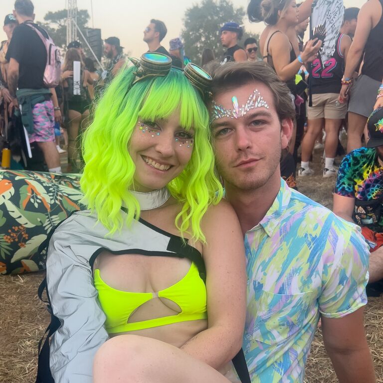 Brin and Hannah celebrate their 2nd anniversary at Imagine music festival!