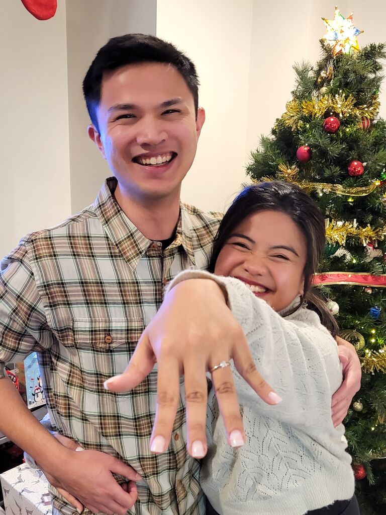 Jonathan proposed to Paula on Christmas Eve in front of her family and Paula said "Yes!" <3