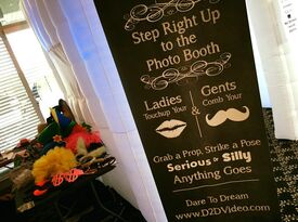 Dare To Dream Videography - Photo Booth - Evansville, IN - Hero Gallery 1