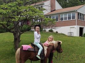 Hogback Mountain Pony Rides, LLC - Pony Rides - Leesburg, VA - Hero Gallery 2