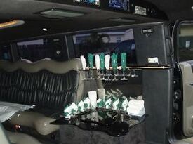 Tampa Limo - Event Limo - Tampa, FL - Hero Gallery 2