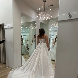 Gallery Photo 15