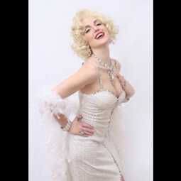 Erika Smith as Marilyn Monroe, profile image