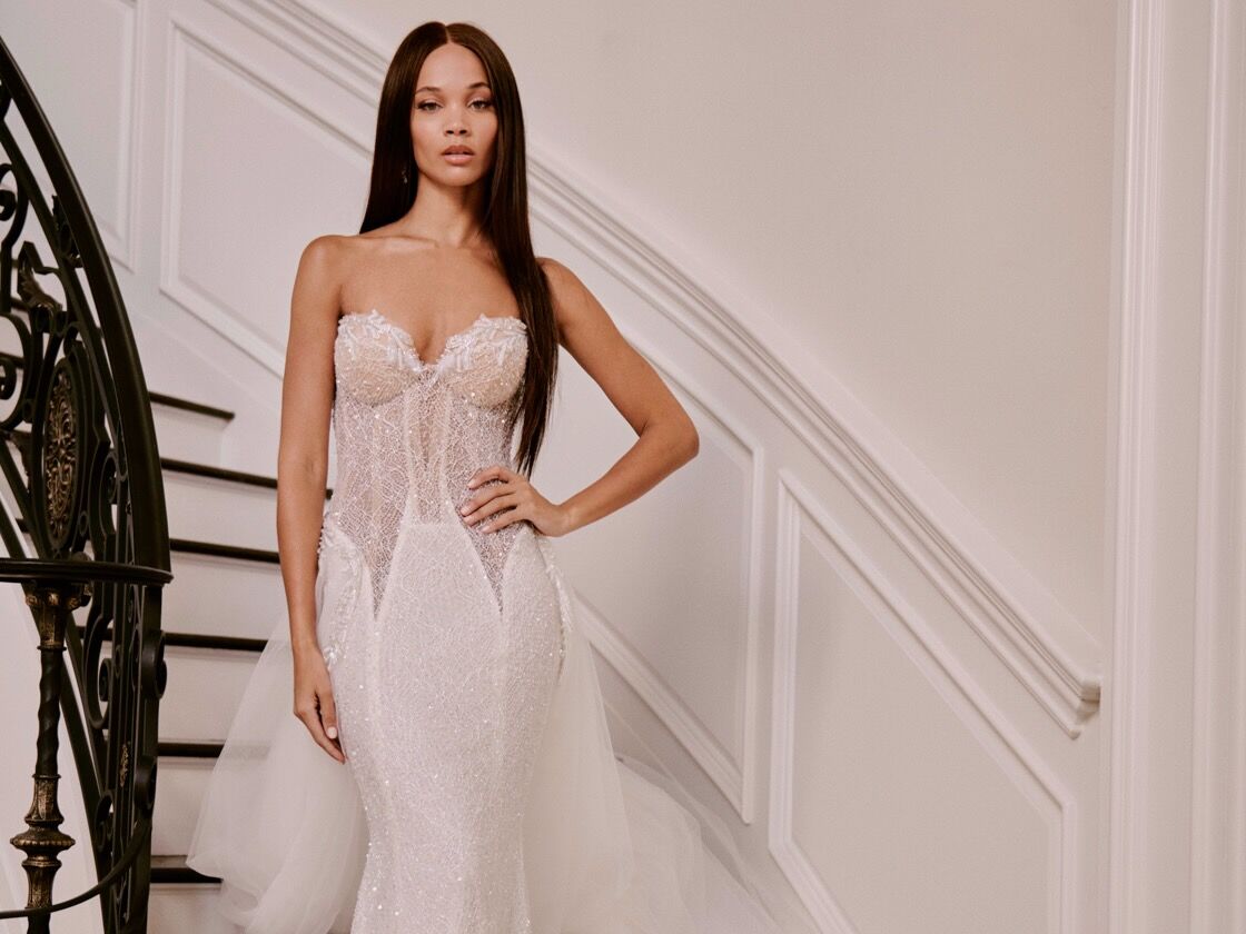 Strapless corset bodice with beaded lace with embroidery embellishment