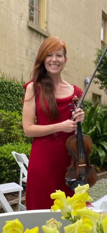 Jonita Aadland, Specialty Music Events - Violinist - Savannah, GA - Hero Main