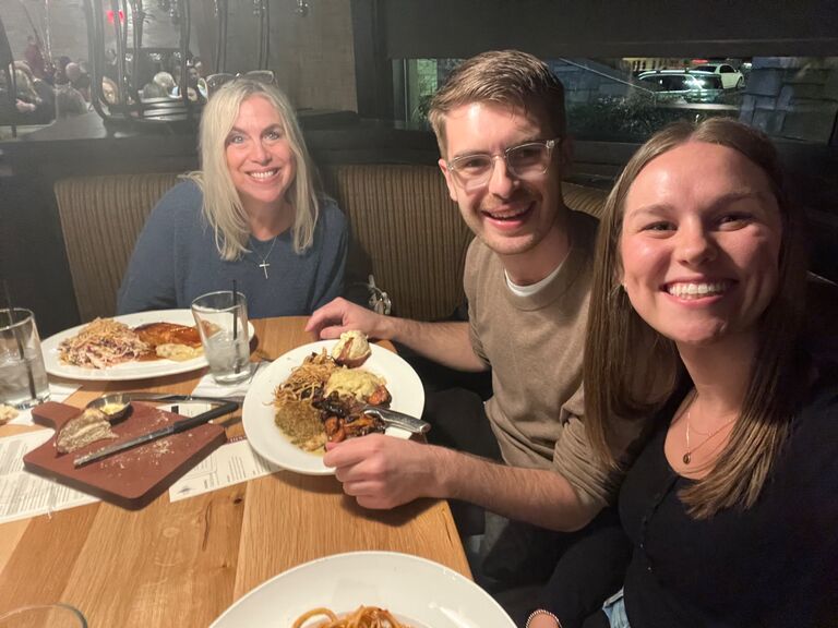 Mike's Mom, Judy, came to visit us in Chicago!