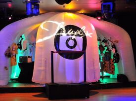 Ultimate Foto by Funtime Services - Photo Booth - Oswego, IL - Hero Gallery 2