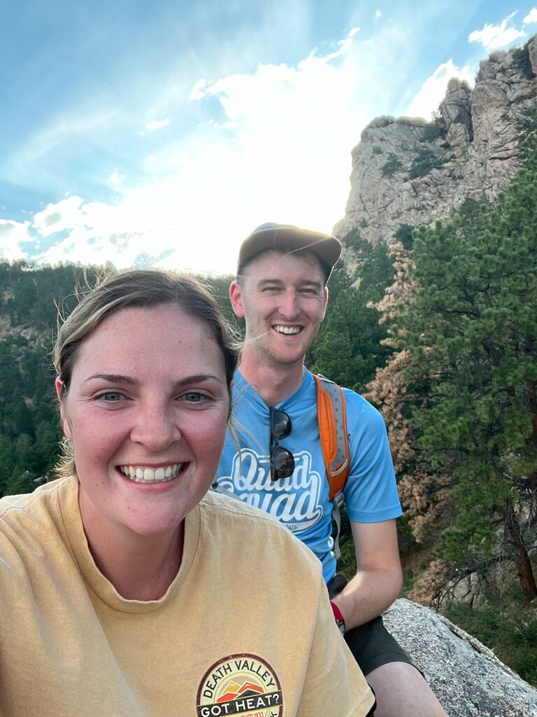 Hiking is one of our favorite things to do and we were lucky to be able to do this in Colorado while visiting for a friend's wedding. 
