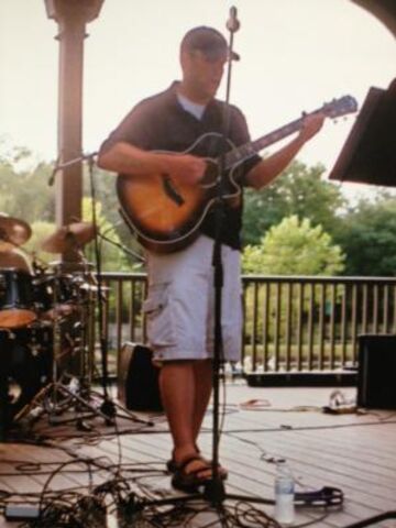 Erik MacCain - Singer Guitarist - Camden Wyoming, DE - Hero Main