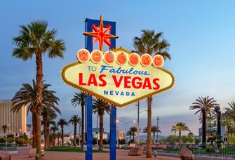 Welcome to Las Vegas sign on the strip