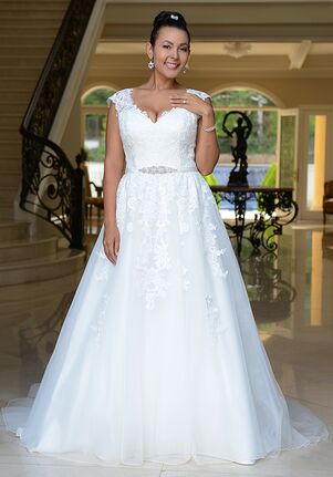 venus ball gowns
