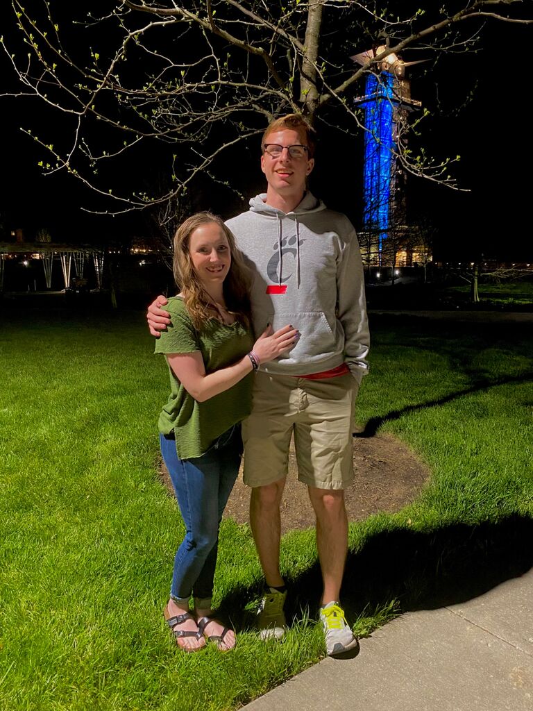 Officially official! You may now pronounce us boyfriend and girlfriend 👫🏻