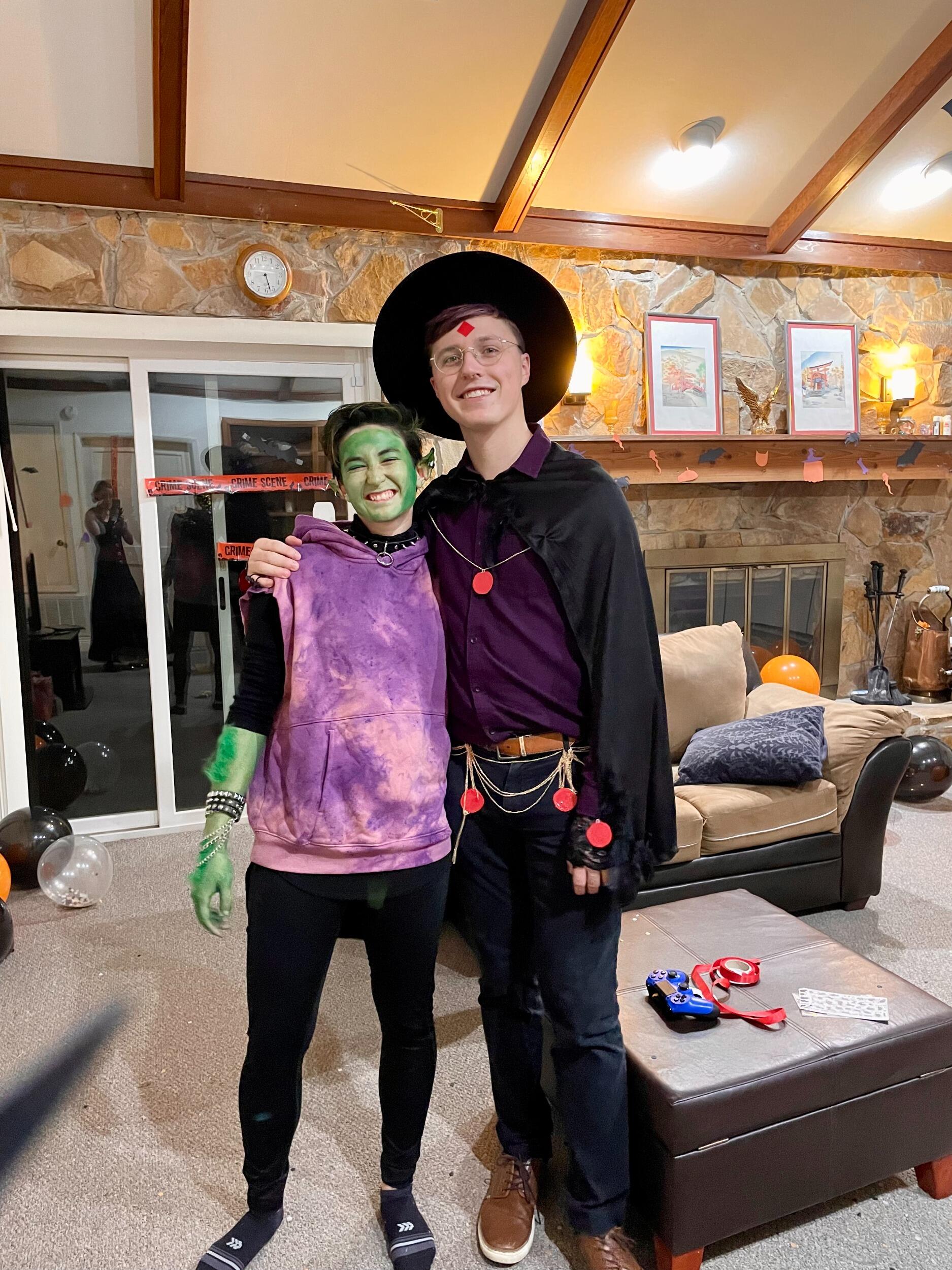 Beast Boy & Raven host a halloween get together!