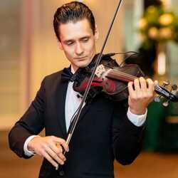 Leonard Hotea Violinist, profile image