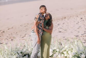 Giannis and Mariah Antetokounmpo at the beach