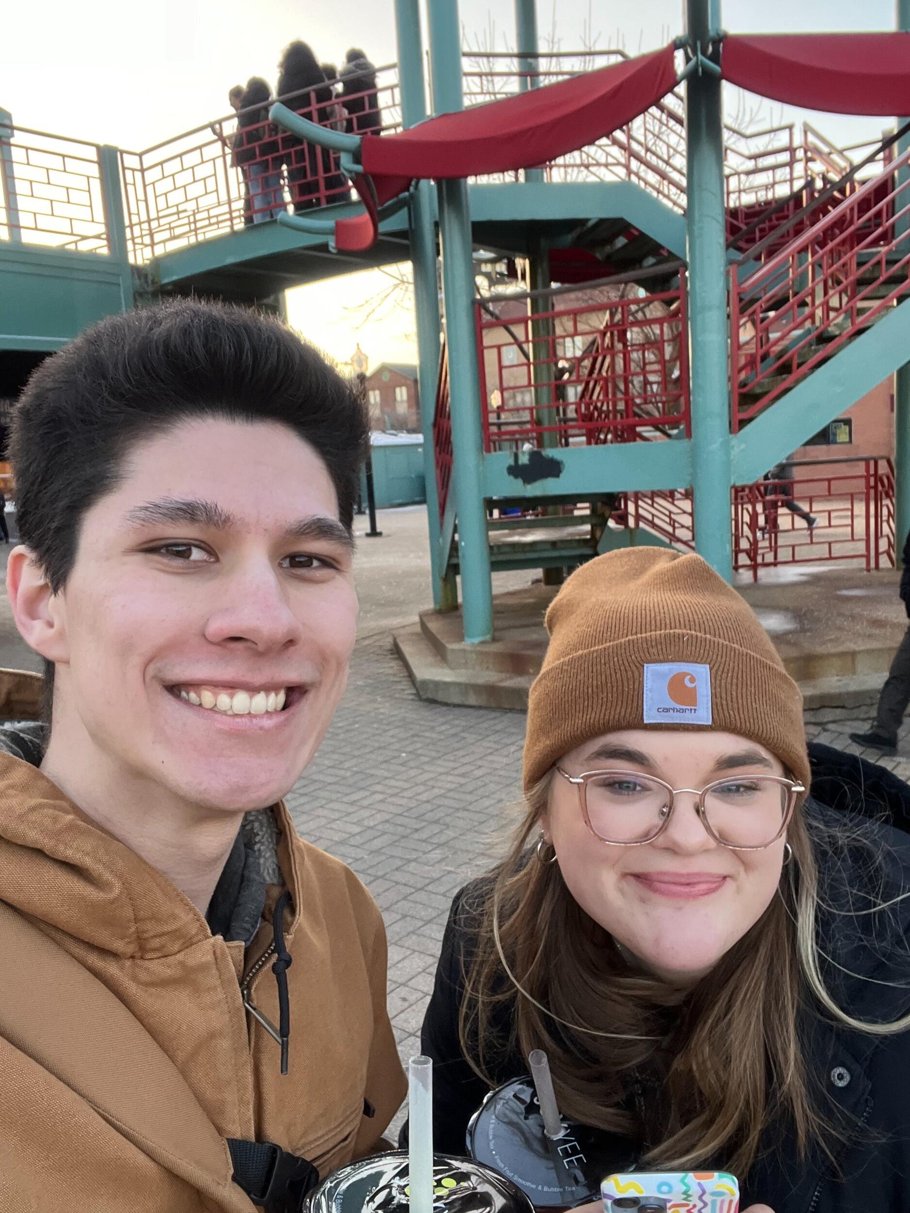Jaydon and Elyse's first official date was to Chinatown Chicago! They got coffee, Korean food, and boba and sat and talked in a park! It was very cold but they had a great time! 