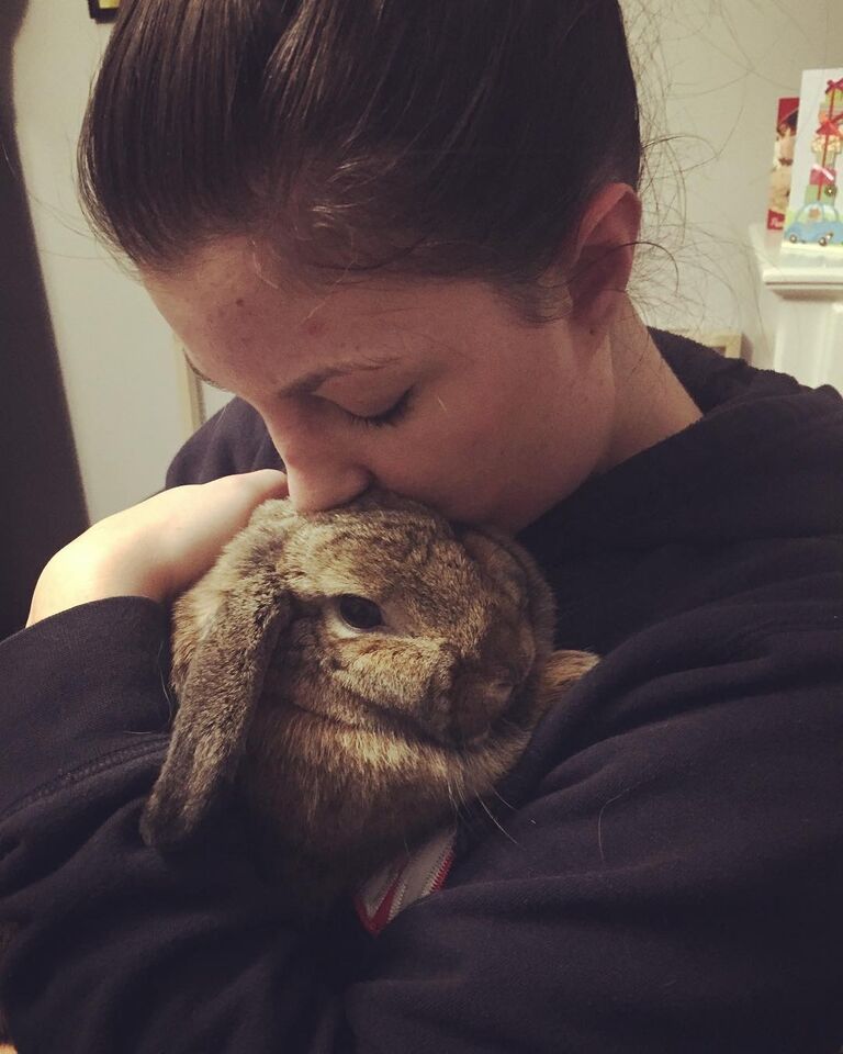 Kristen adopts Anastasia 