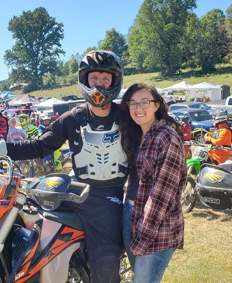 Matthew and Mariah Started dating in August of 2020.