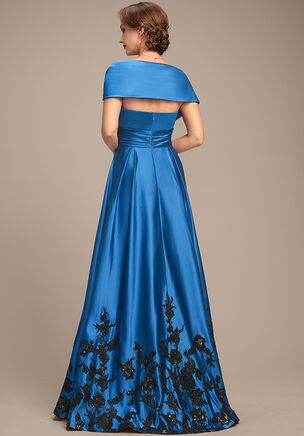 Celebrate this proud and beautiful milestone in the JJ's House Zlata A-line Off the Shoulder Sequins Satin Mother of the Bride Dress! Designed with elegant details and a sophisticated silhouette, this gorgeous outfit ensures you look stunning and feel confident as you witness your child's unforgettable day.