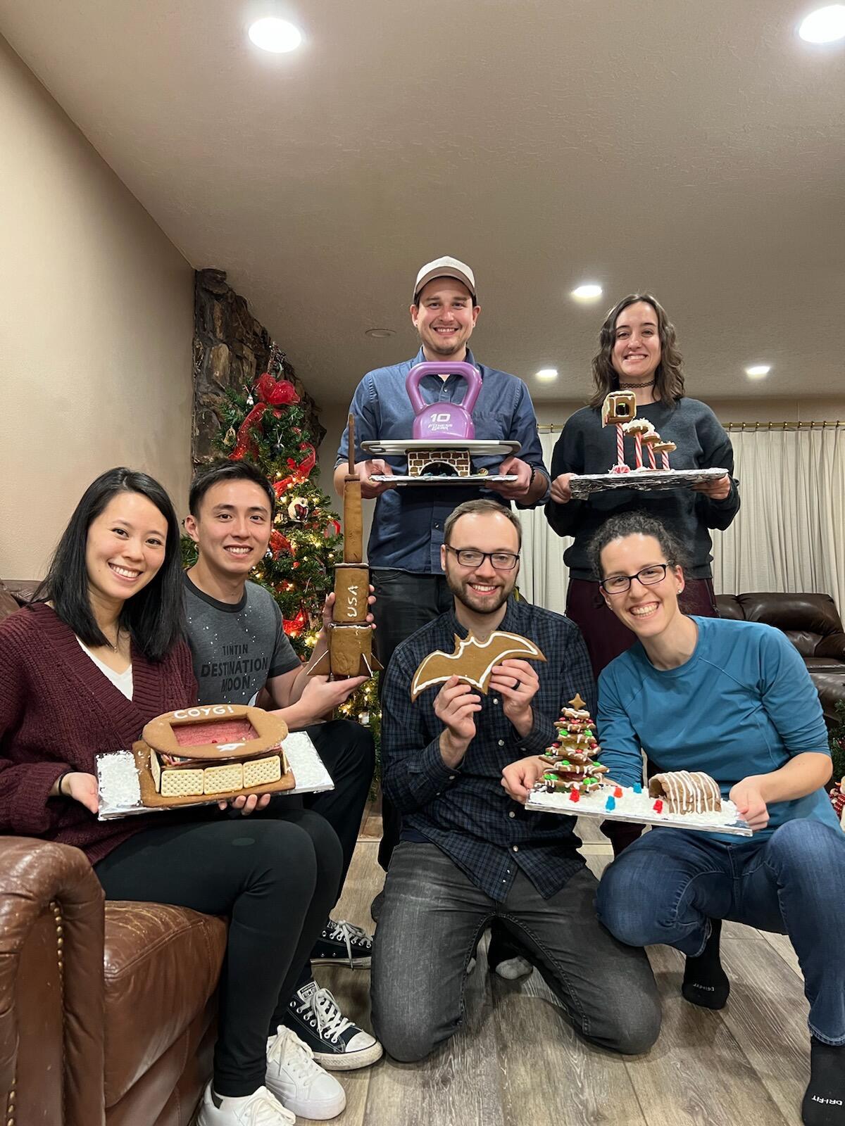 Making gingerbread sculptures with friends 