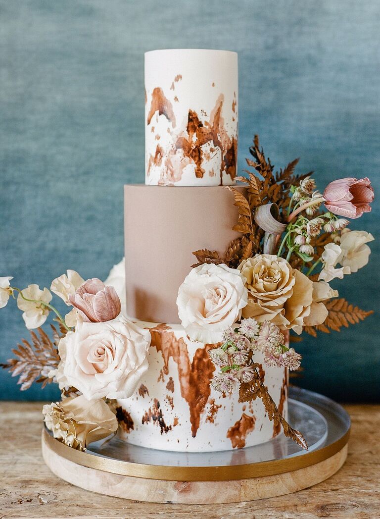 Rustic cowhide-inspired wedding cake