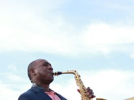 Vearl T - Jazz Saxophonist - Edmond, OK - Hero Gallery 3