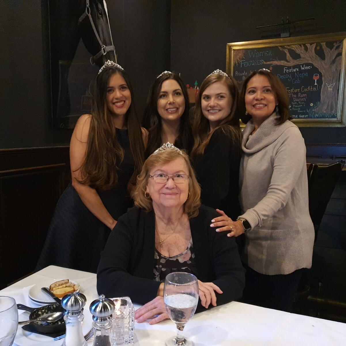 Queens from all our families <3 Spalding, Hidalgo and Dufresne // Reinas de todas nuestras familias <3 Spalding, Hidalgo y Dufresne