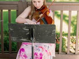 Alyssa Warcup - Violinist - Washington, DC - Hero Gallery 4