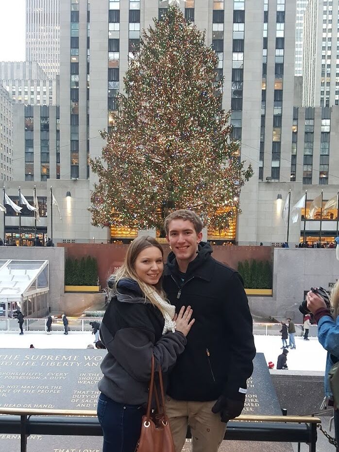 Dani went to New York to visit Tom over their first Christmas break since they couldn't seem to spend three weeks apart. 