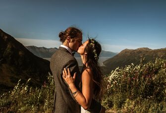 Alaska mountain wedding