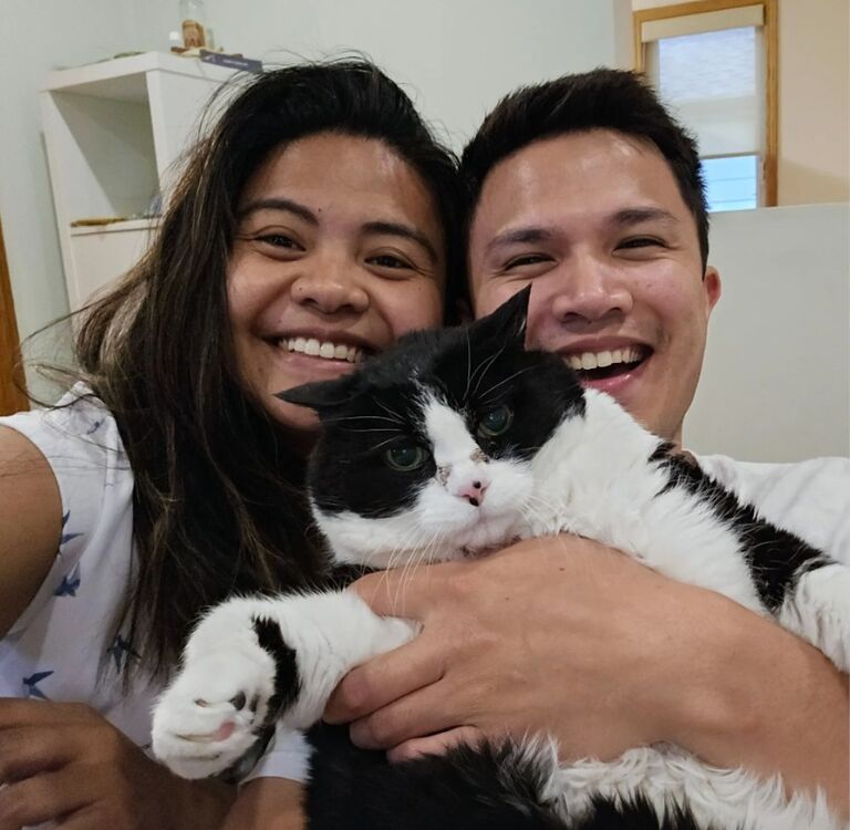Paula & Jonathan adopted Felix and became Felix's new permanent home. 