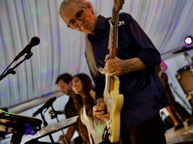 YOWZZA! - Cover Band - Los Angeles, CA - Hero Gallery 1
