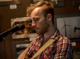 Deuce Bennett - Acoustic Guitarist - Austin, TX - Hero Gallery 3