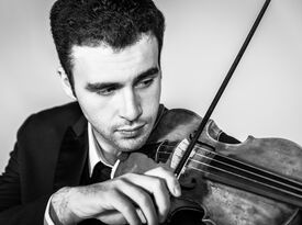 Daniel Temnik - Violinist - Toronto, ON - Hero Gallery 1