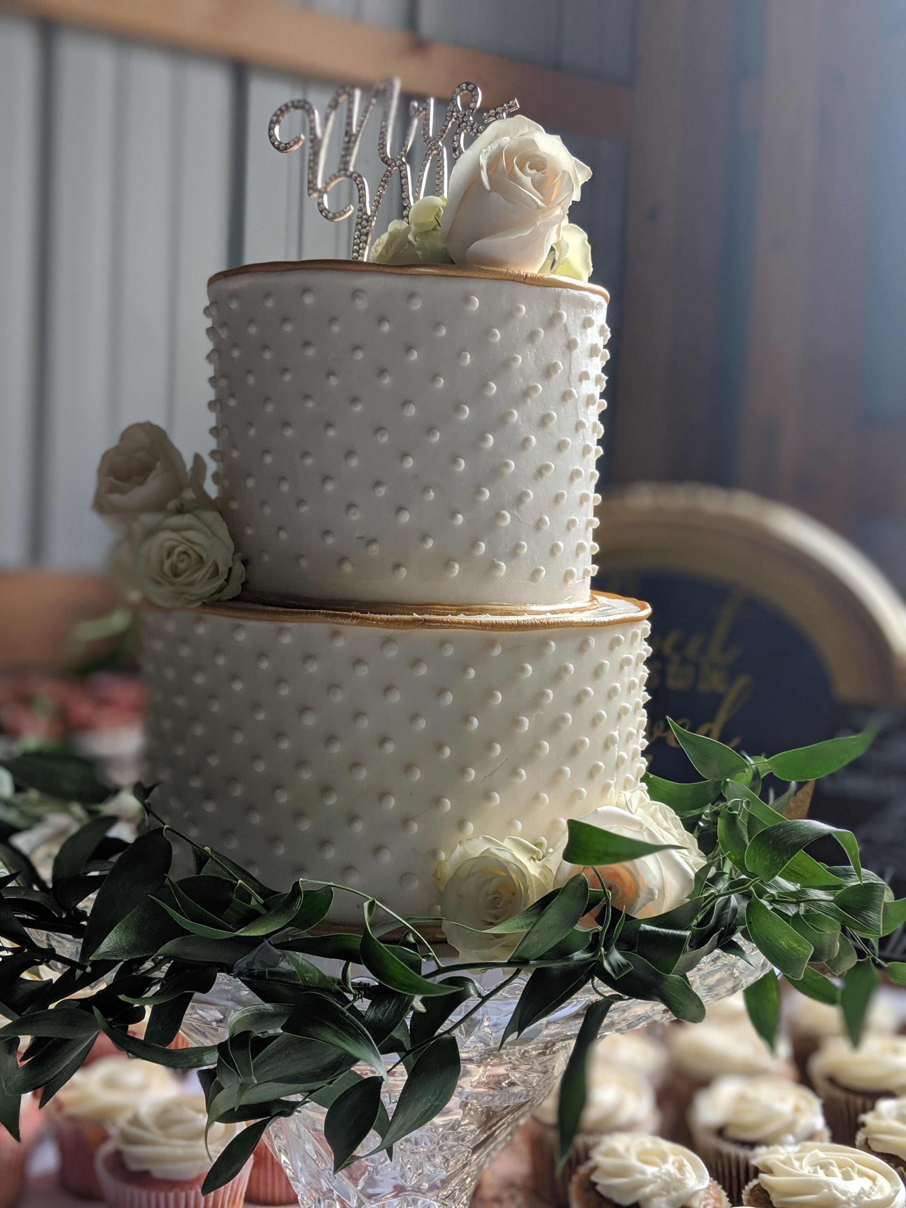 confectionately-yours-bakery-wedding-cakes-dansville-mi